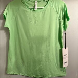 ALO Yoga NEON LIME Short Sleeve pulse Tee